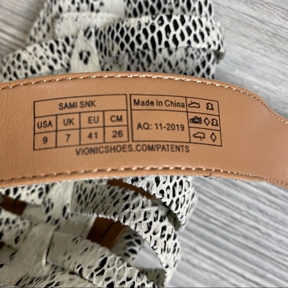 Vionic Sami woman’s heeled caged sandal in snake print 9 with ankle strap - Picture 14 of 16